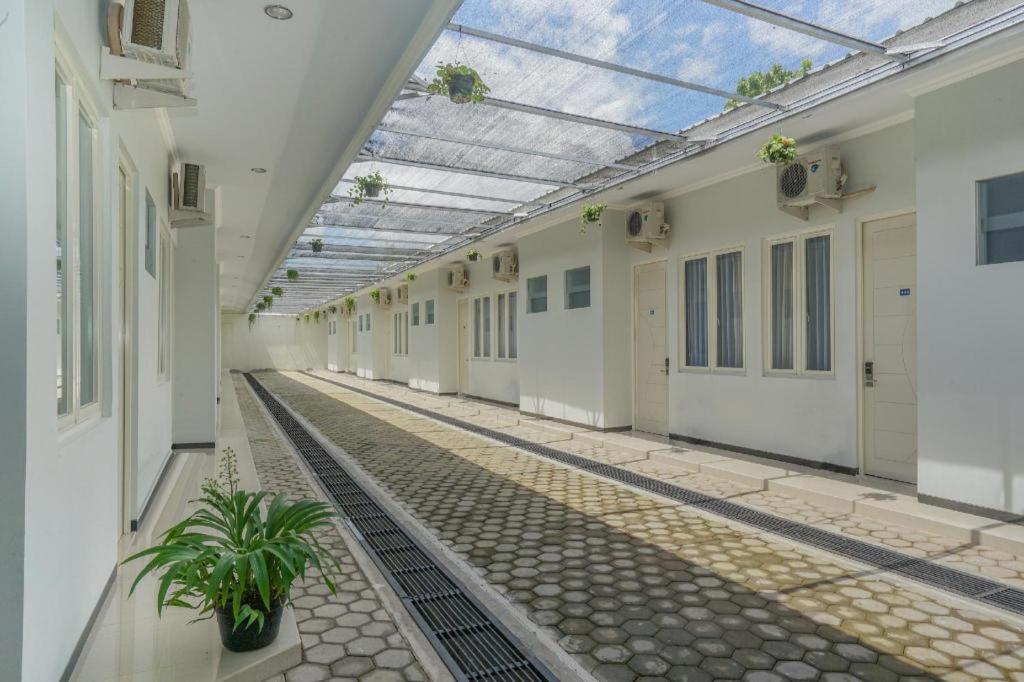 Oyo 477 Raka Residence Syariah Purwoharjo Banyuwangi 바뉴왕기 외부 사진